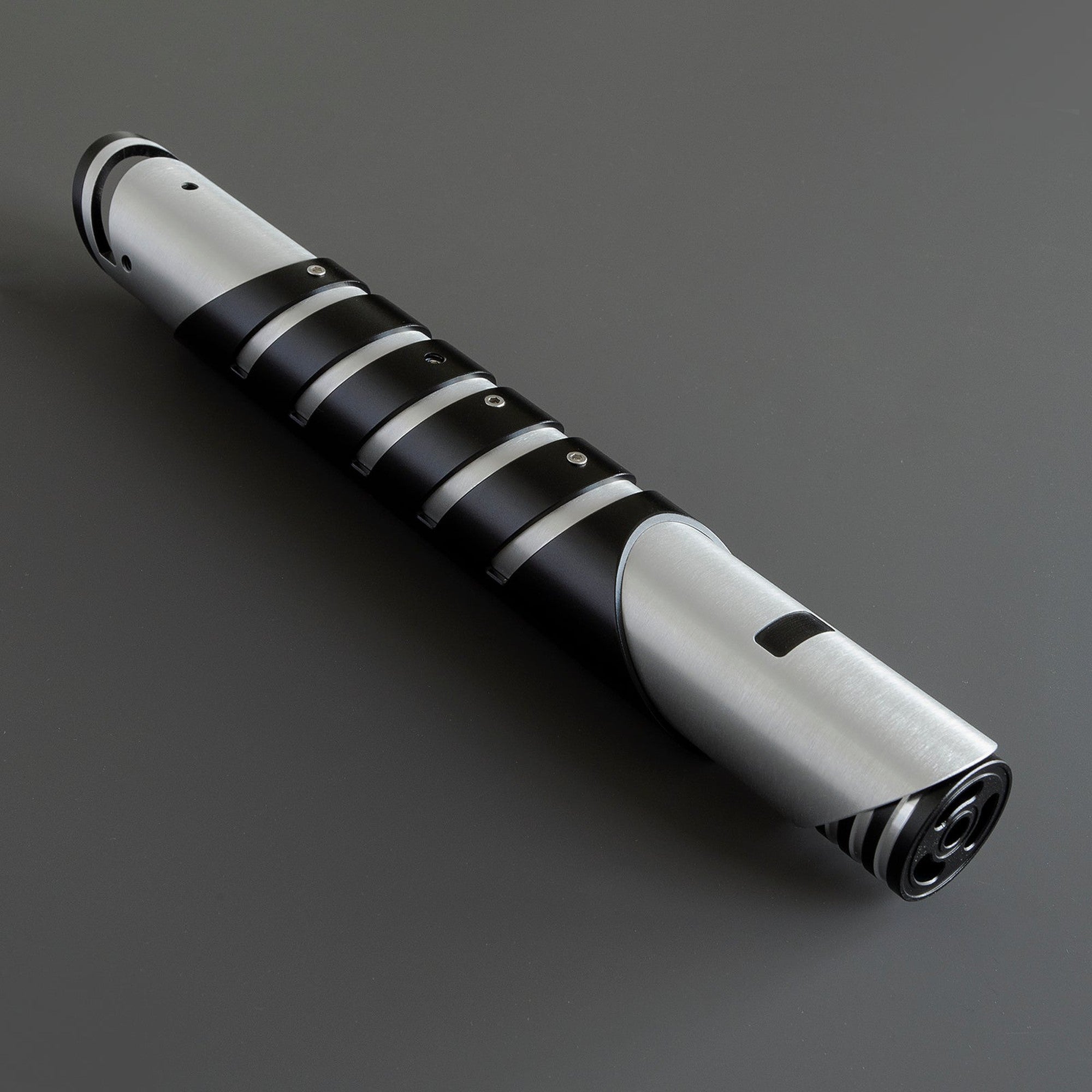 Adept Battlix™ Saber