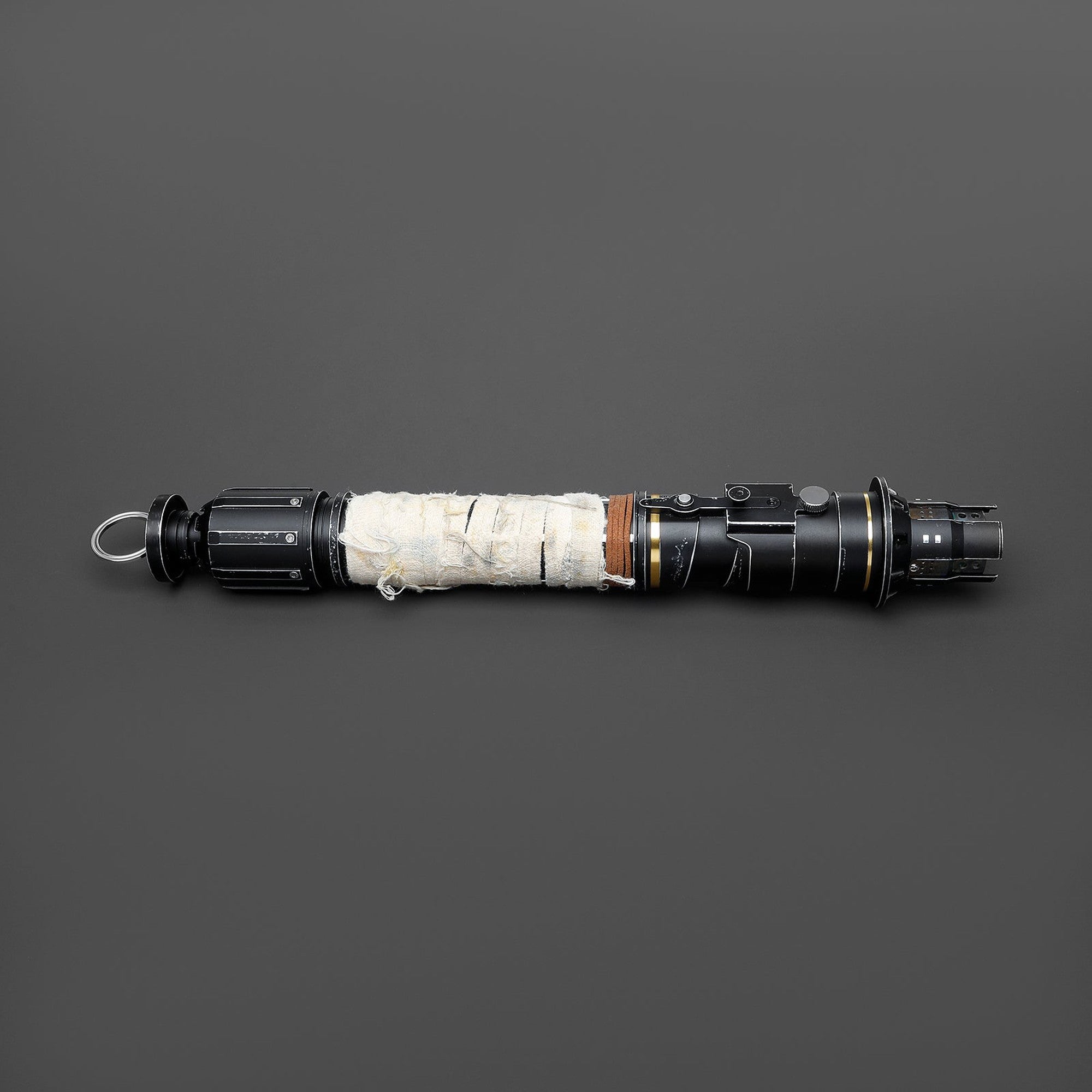 Boone Kestis Battlix™ Saber