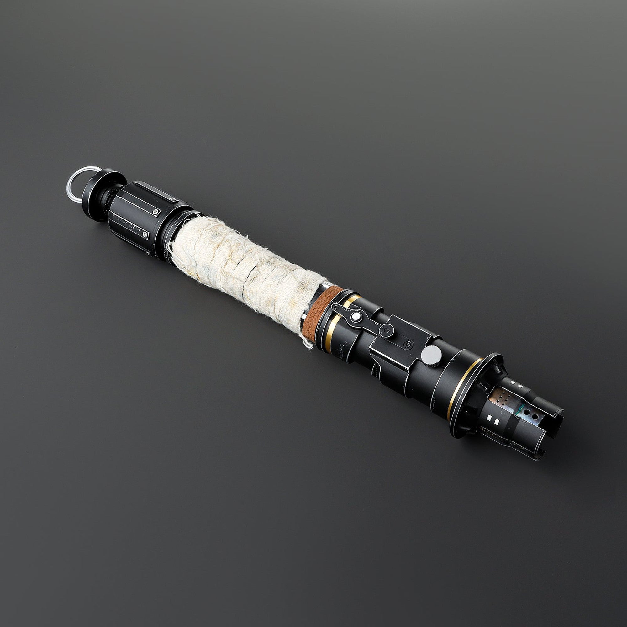Boone Kestis Battlix™ Saber