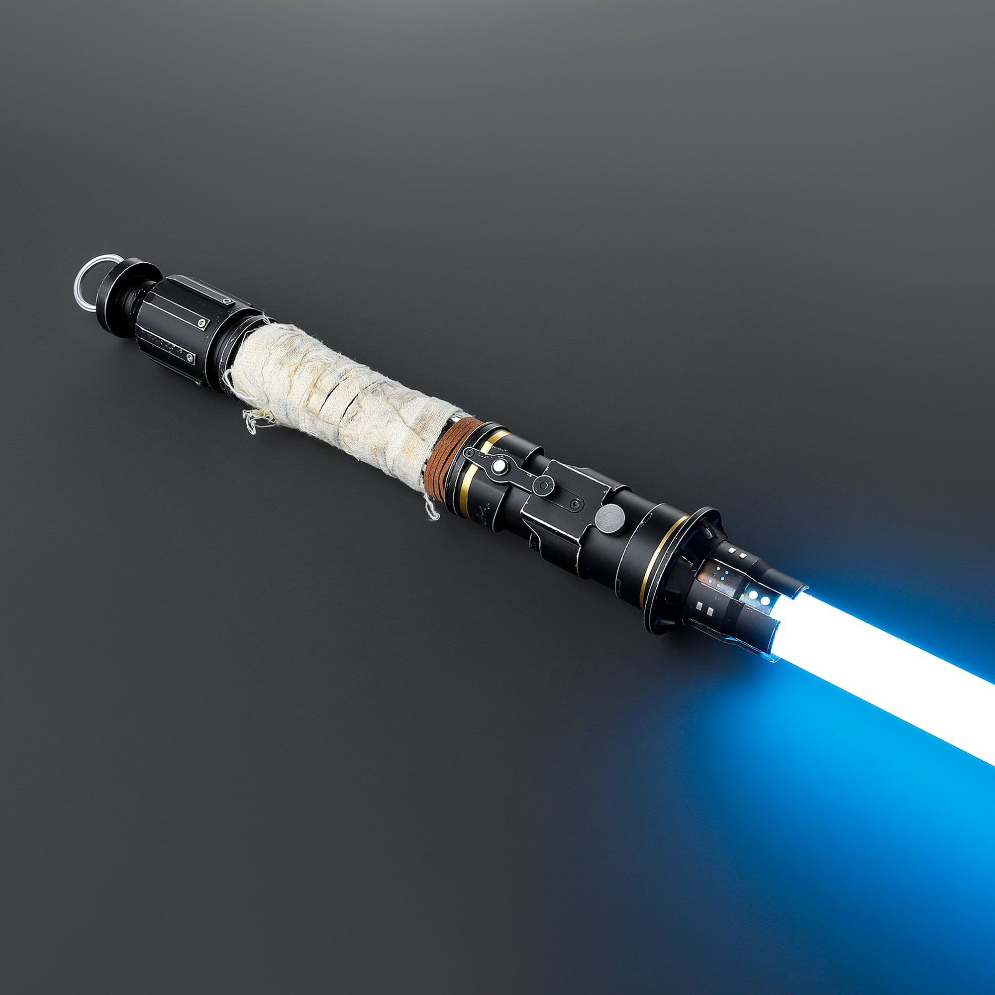 Boone Kestis Battlix™ Saber