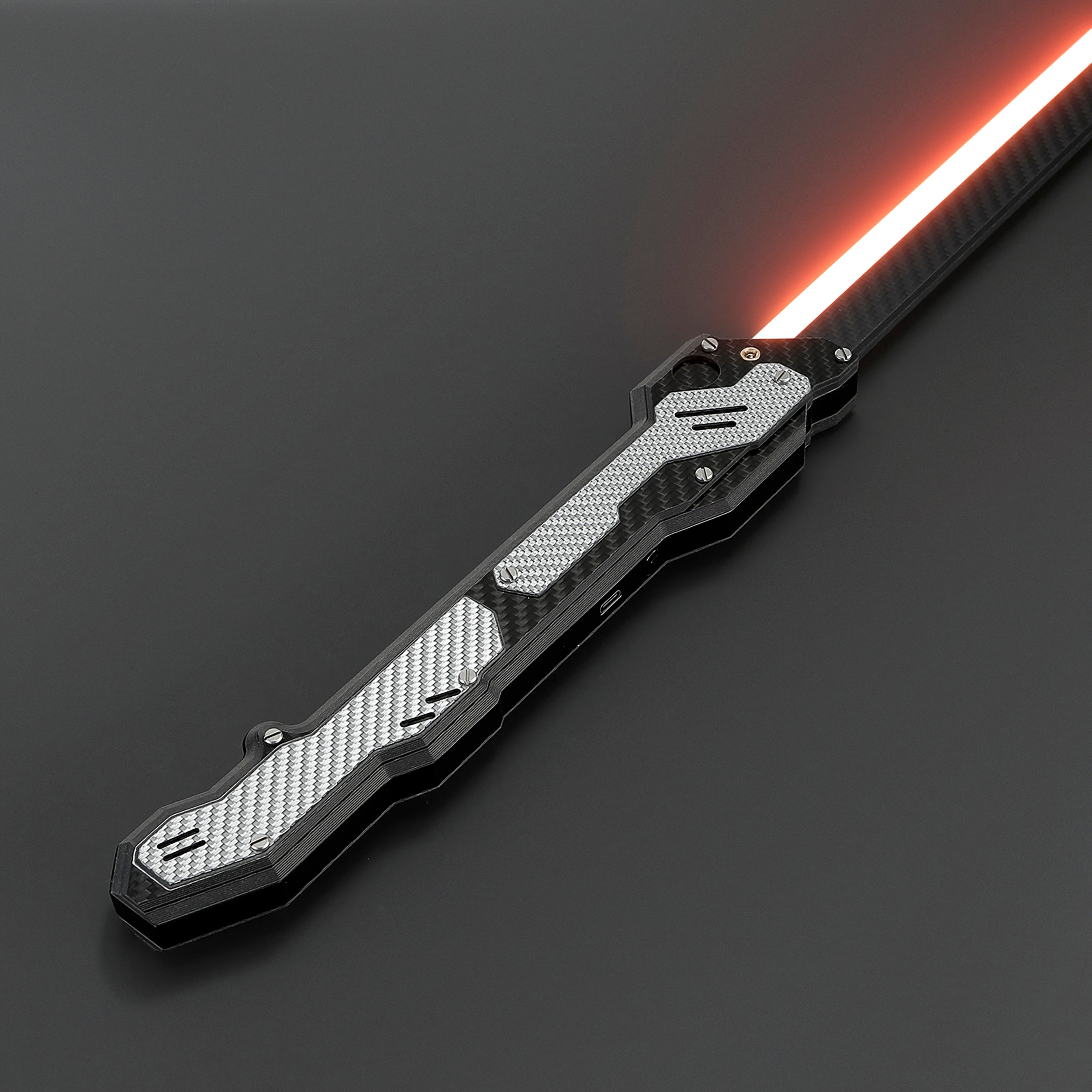 Carbon Battlix™ Saber