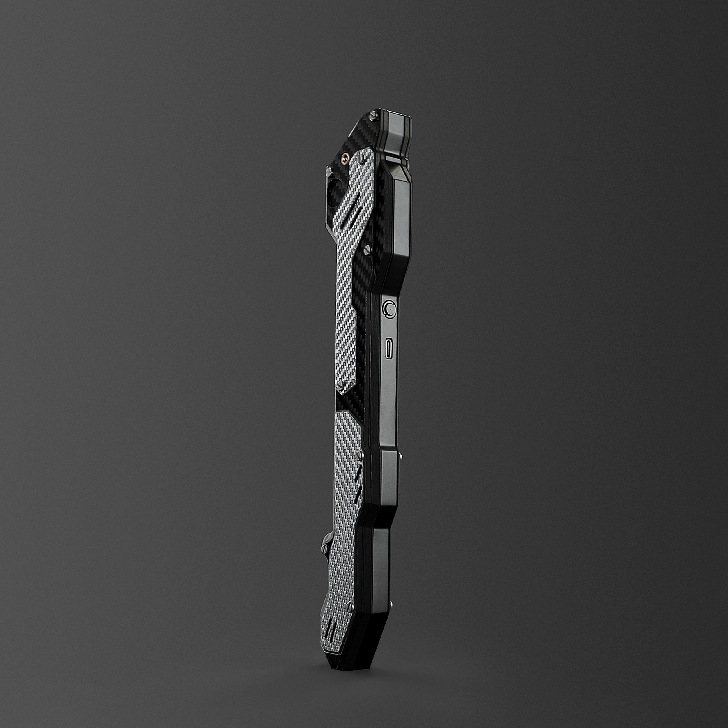 Carbon Battlix™ Saber