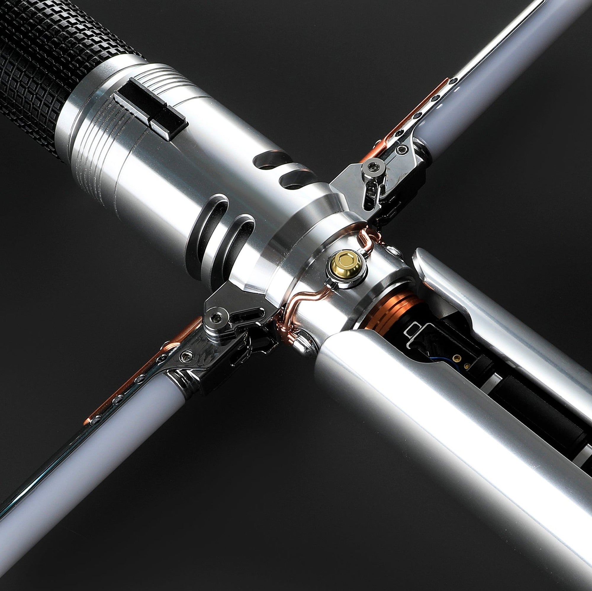 Crucible Battlix™ Saber