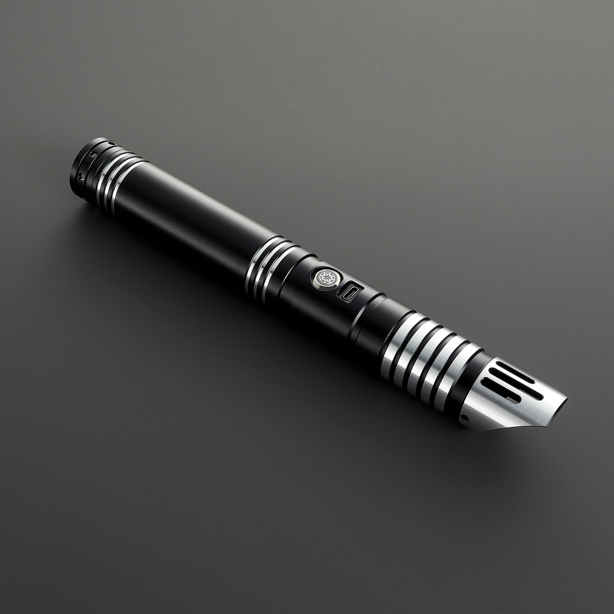 Shadow Battlix™ Saber