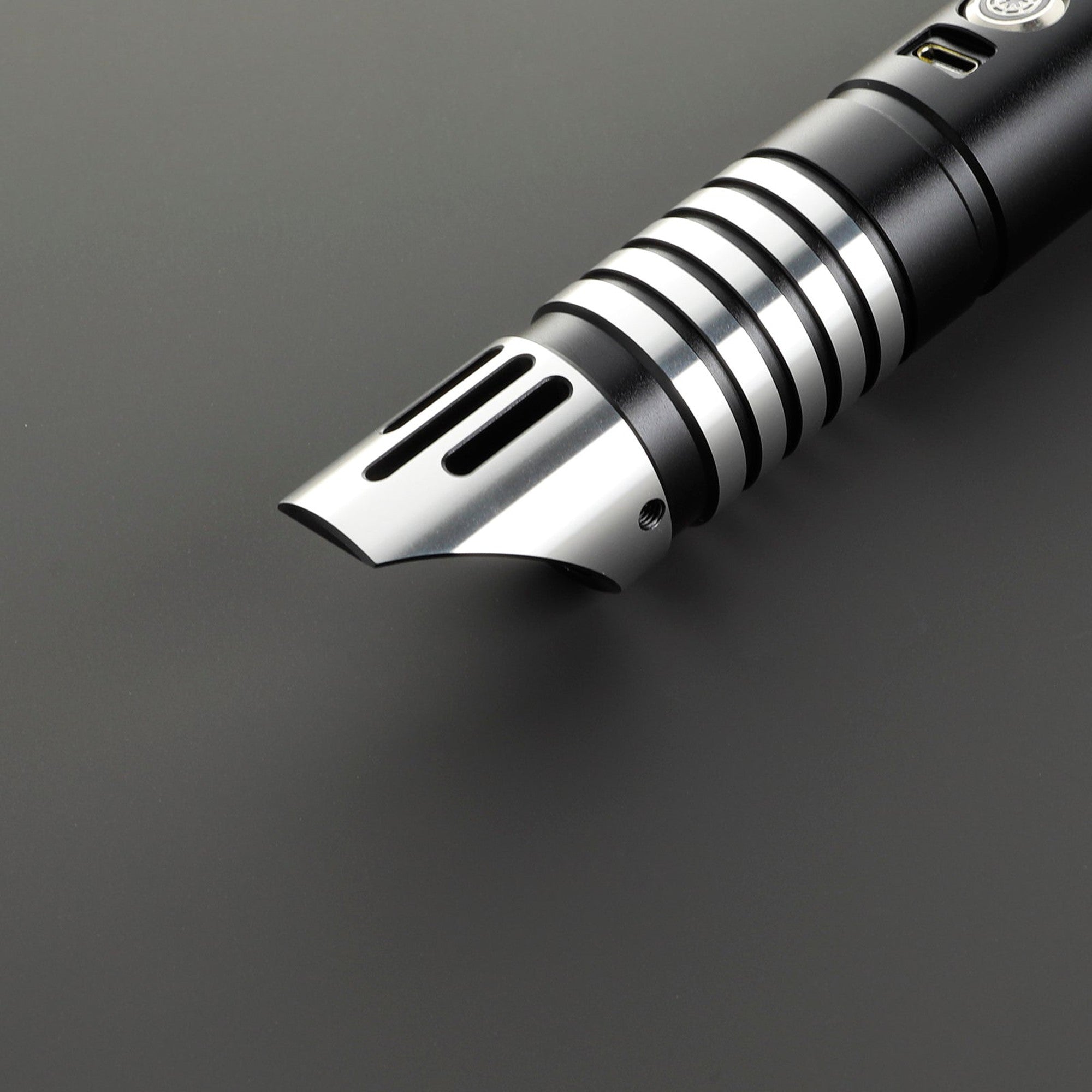 Shadow Battlix™ Saber