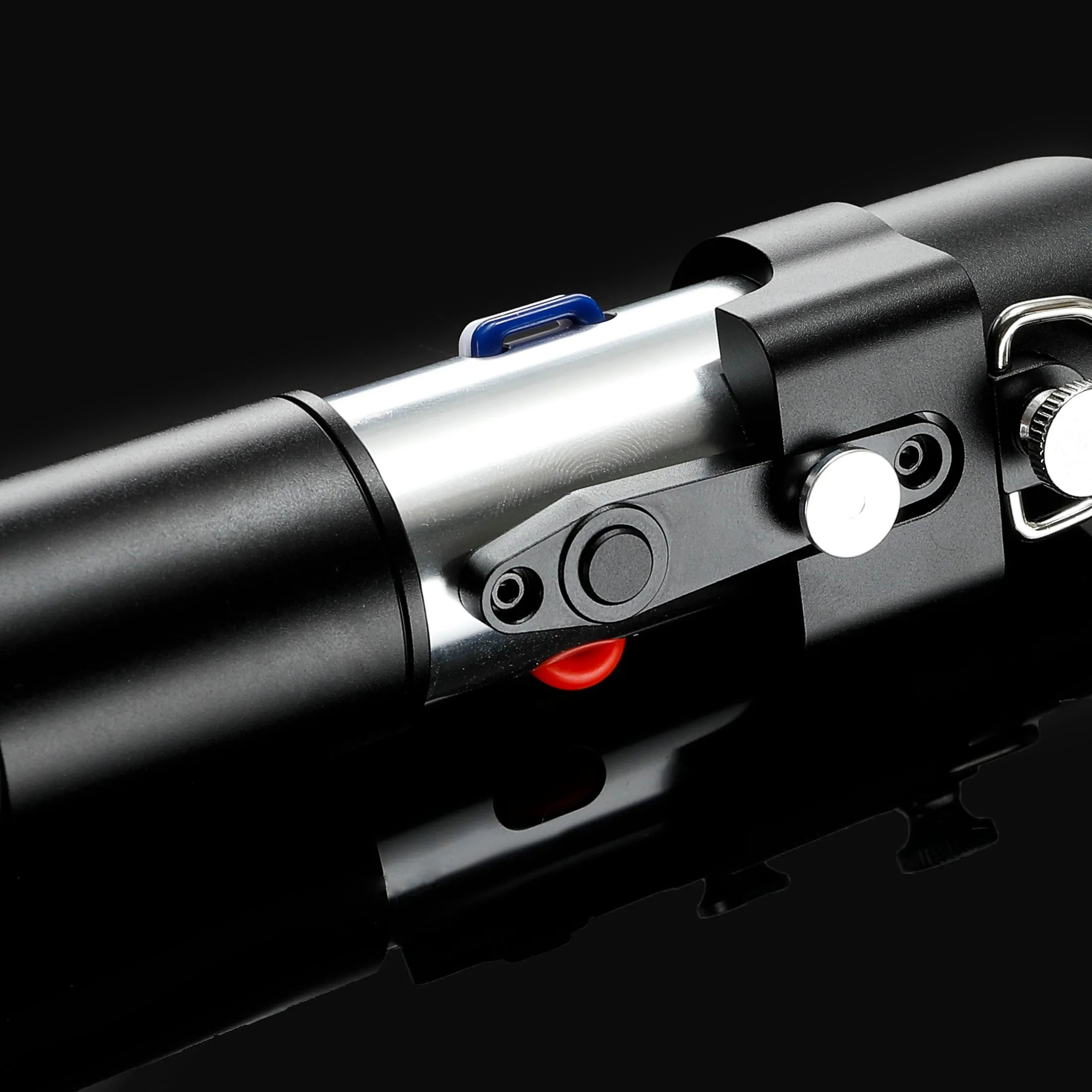 Vader EE Battlix™ Saber